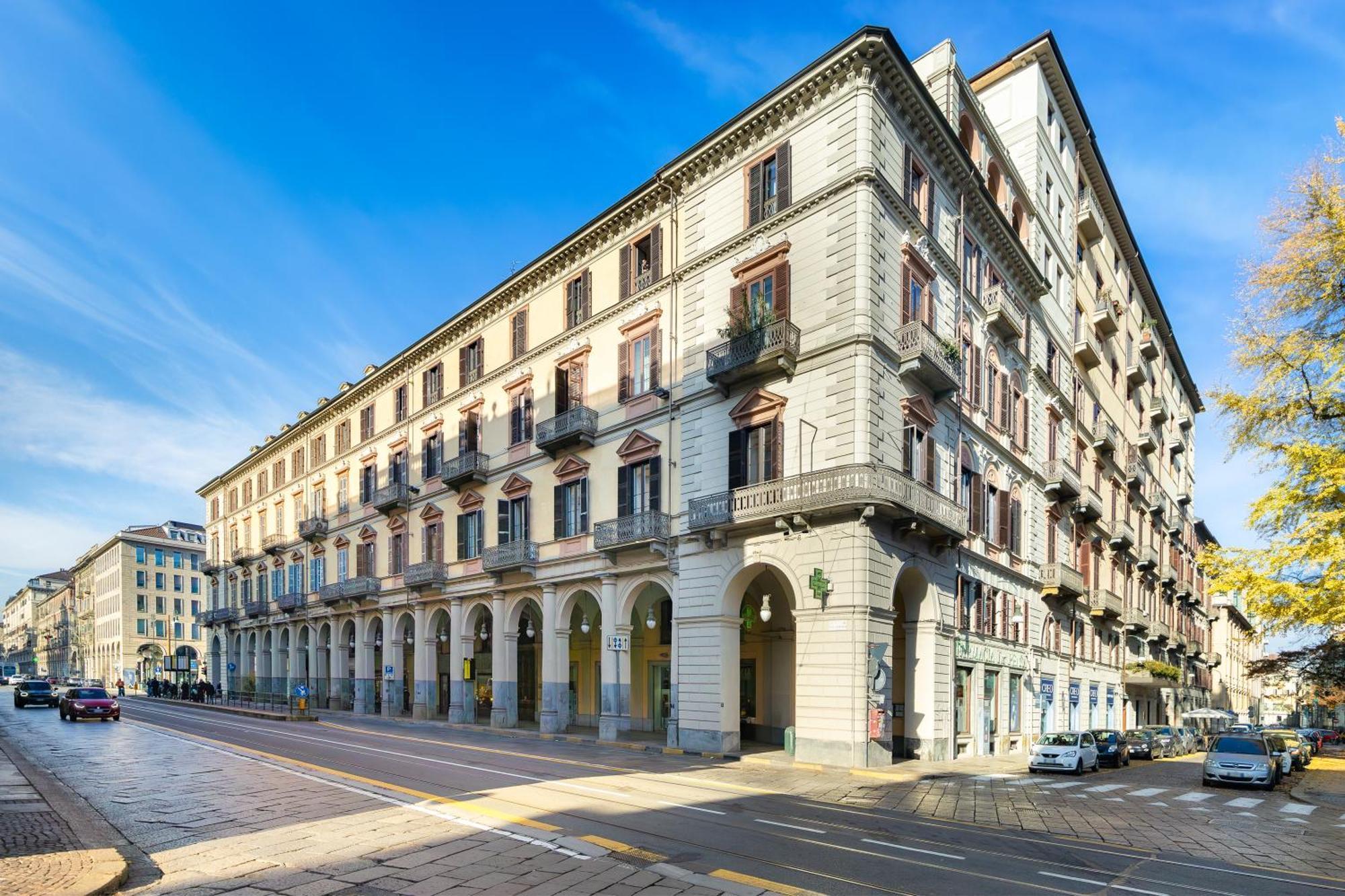 Hostdomus - La Marmora Suites تورينو المظهر الخارجي الصورة